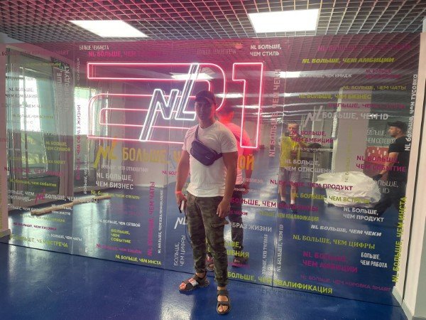 Деревянная вывеска — производство в Москве